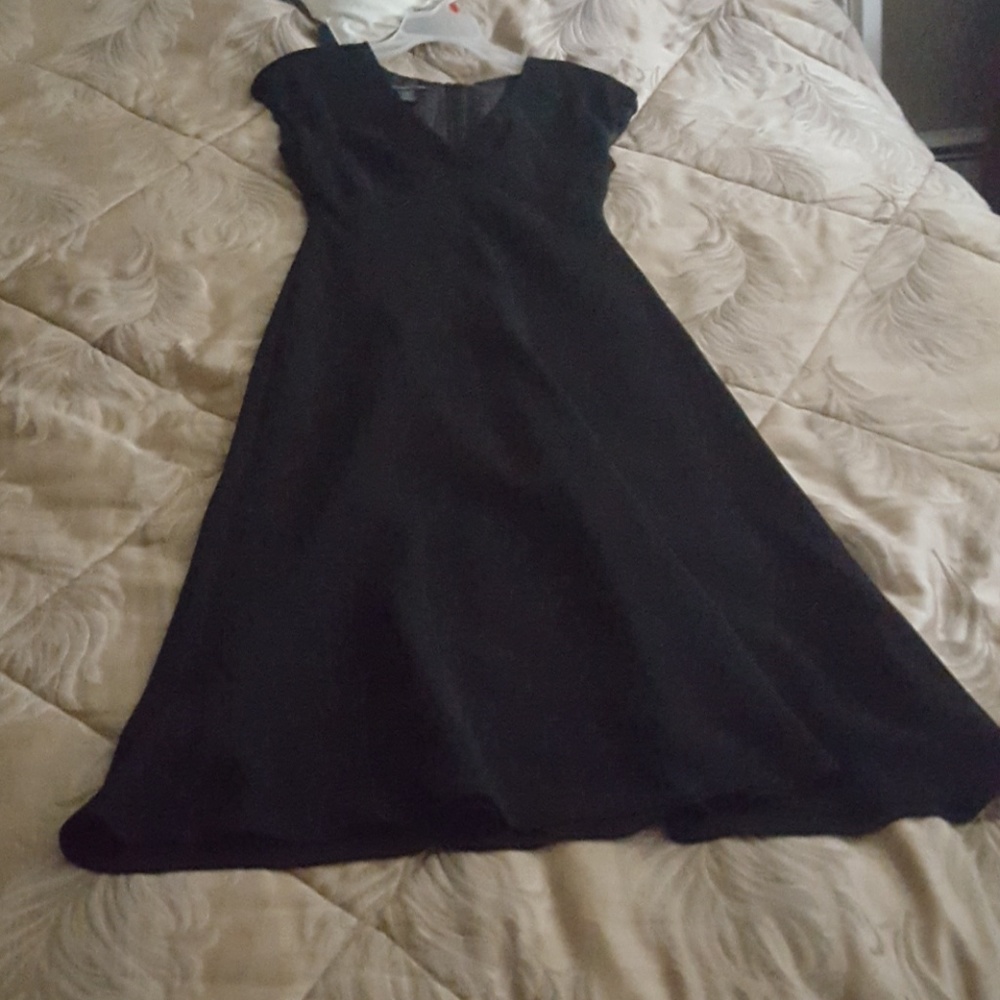 Black dress, close to floorlength